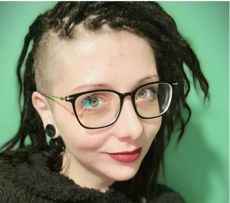 Dreadlockstylistin / Dreadstylistin Eva Pieter alias Dread'n Roll